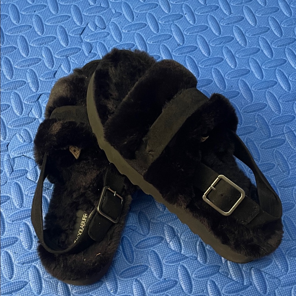 Koolaburra Black Furry Sandals